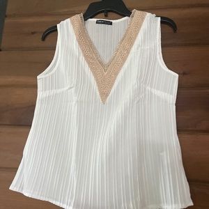 New never worn size M